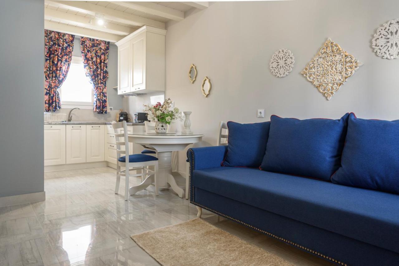 Nafsika Suites (Adults Only) Nea Moudania Extérieur photo